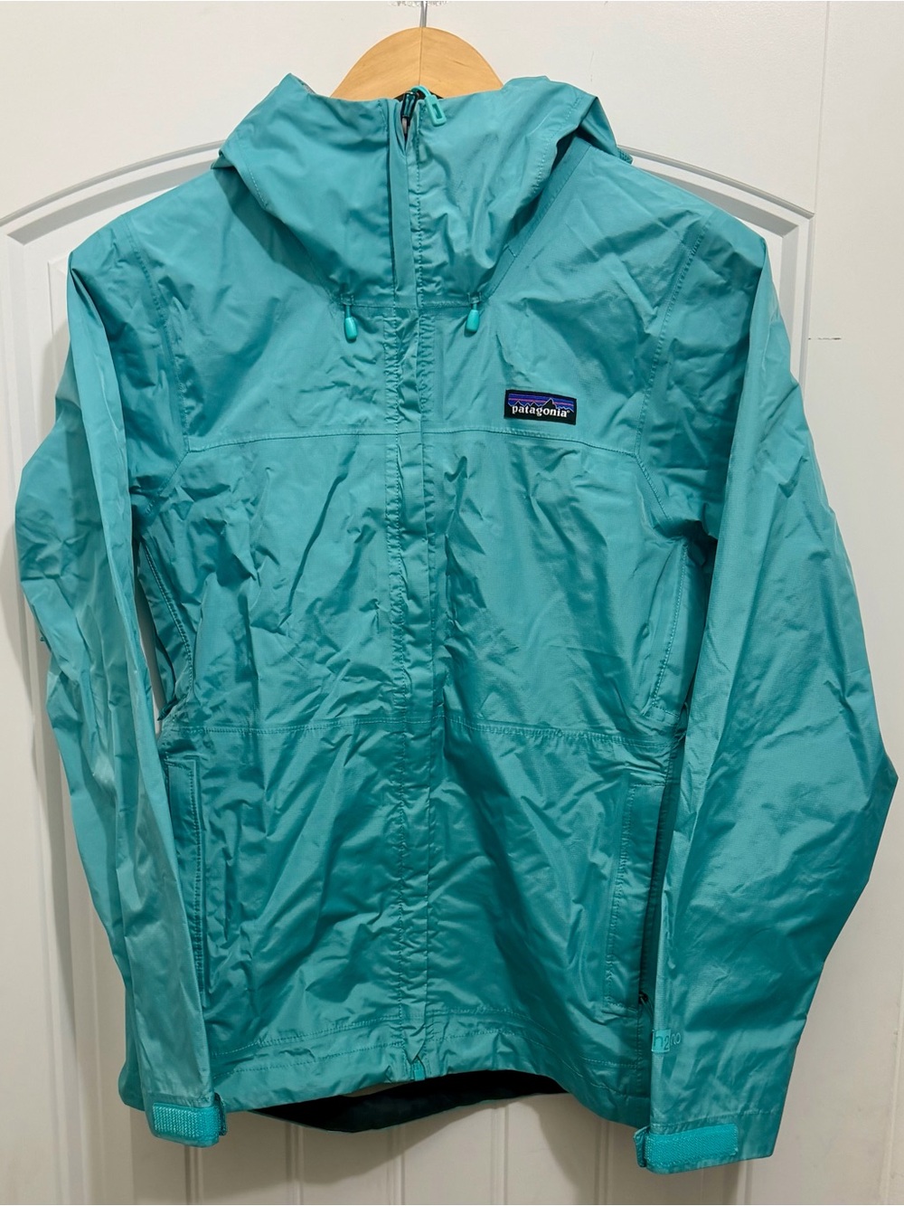 Patagonia Women’s Torrentshell Rain Jacket, Teal, Size XS, 83807